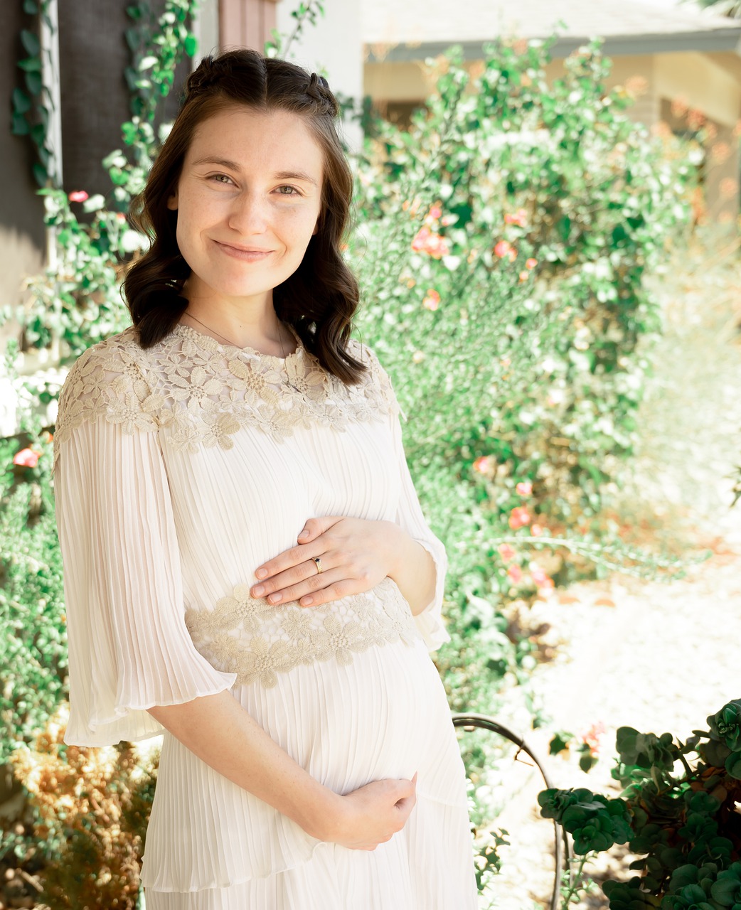 29 tydzień ciąży, mama z brzuszkiem,Pixabay